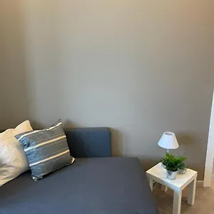 Au Ma Apartment